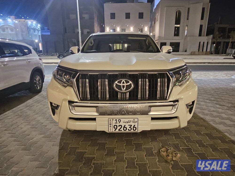 للبيع برادو 2021 VX كامل المواصفات0