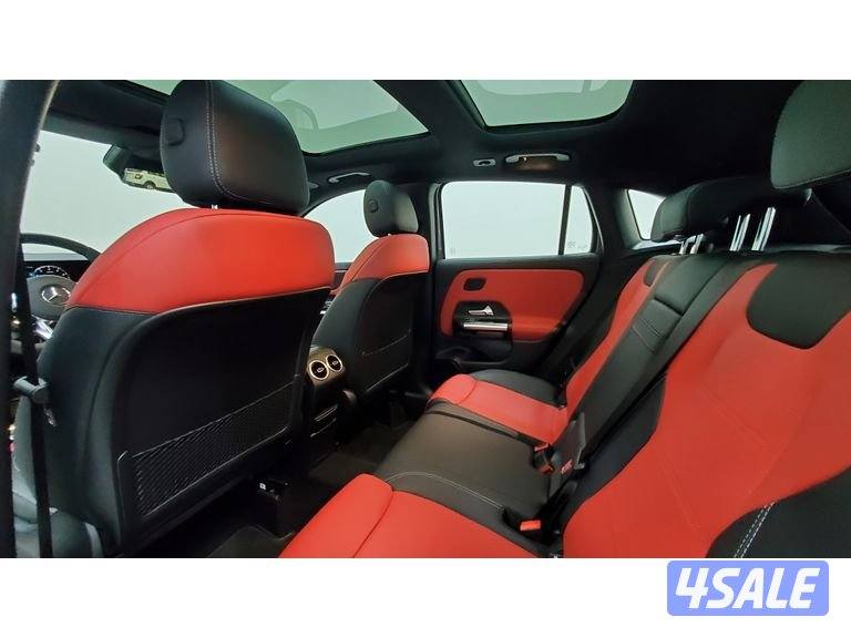 Mercedes-Benz GLA13