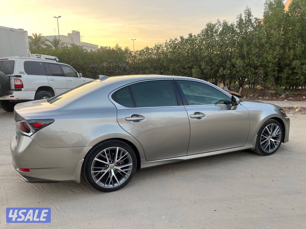 لكزس جي اس 3501