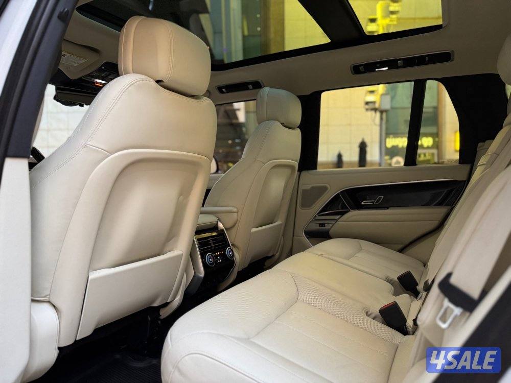 Range Rover P530 / 2023 / 30 km تحت الكفالة / طلبية خاصة6