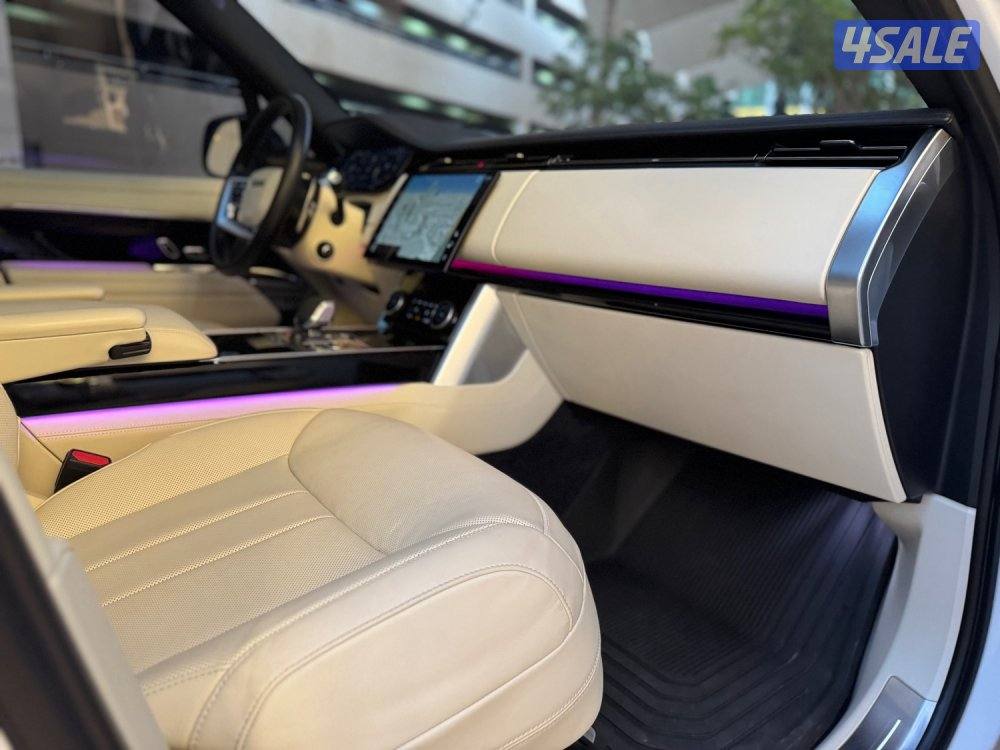 Range Rover P530 / 2023 / 30 km تحت الكفالة / طلبية خاصة12