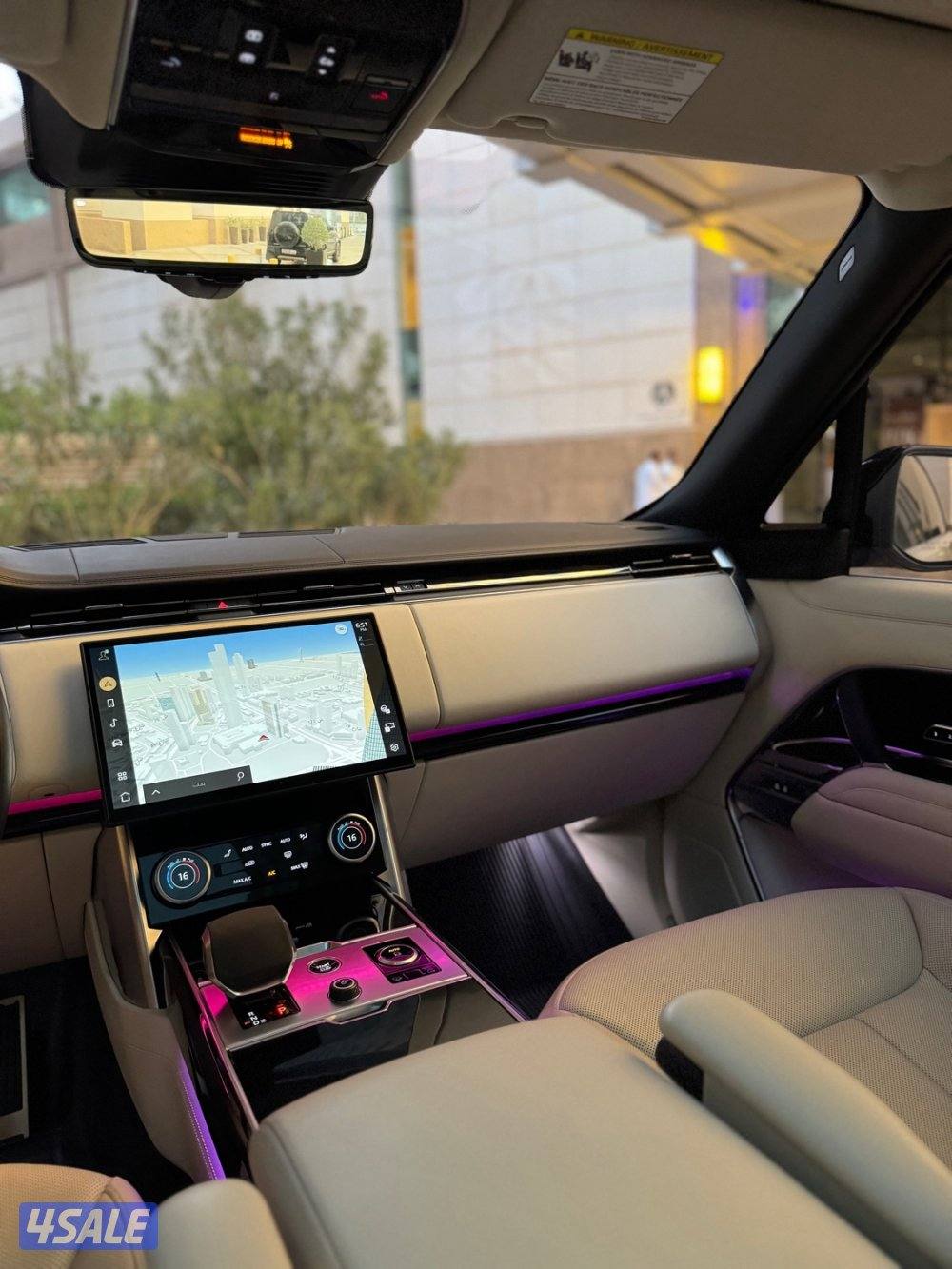 Range Rover P530 / 2023 / 30 km تحت الكفالة / طلبية خاصة14