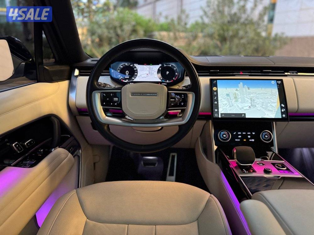 Range Rover P530 / 2023 / 30 km تحت الكفالة / طلبية خاصة13