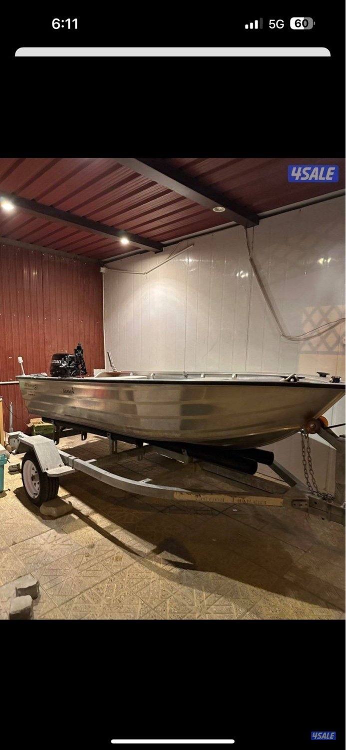 لبيع طراد مع دفتره كيمبل ١٢ قدم8