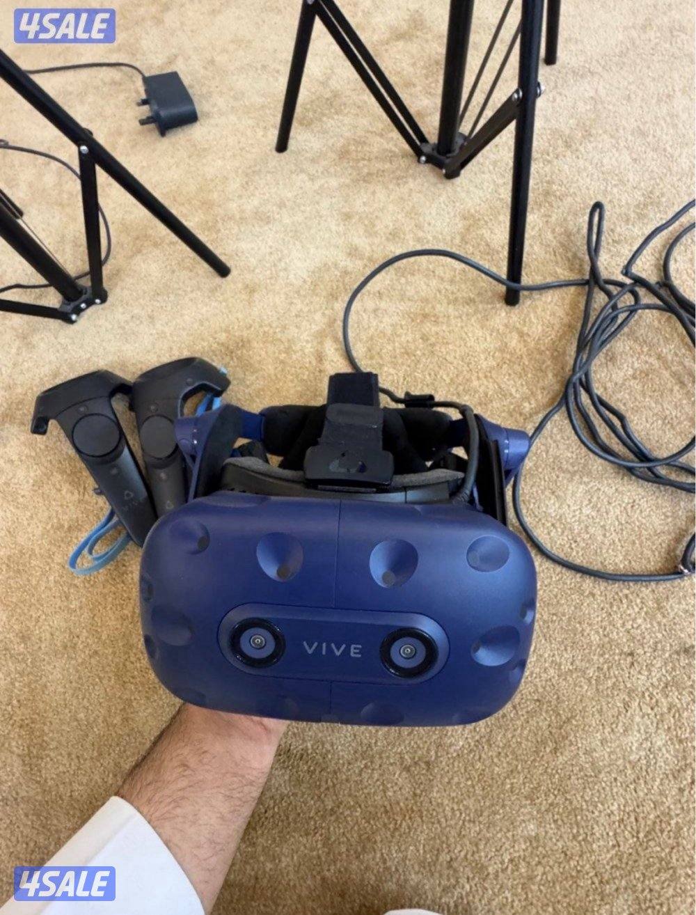 HTC Vive VR/ نظارة واقعية للالعاب1
