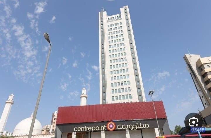 لحق الان العرض محدود لدينا وفقط7