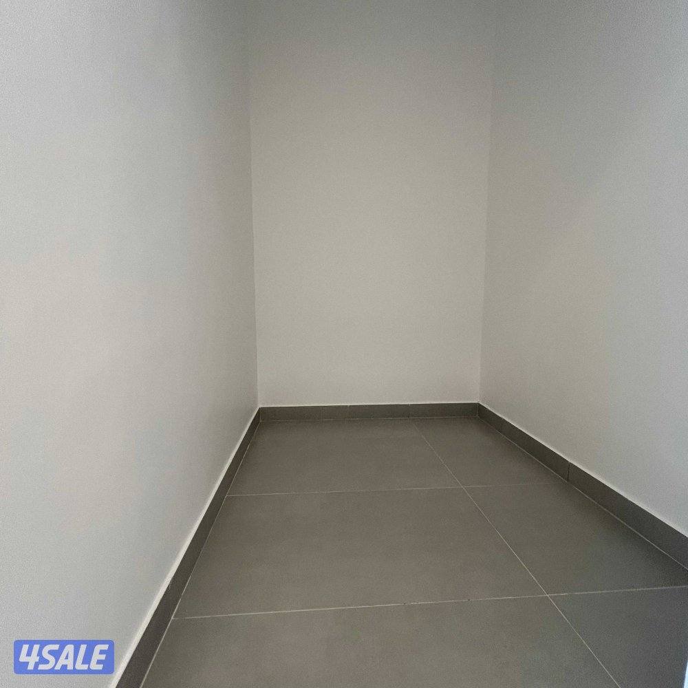 أدوار سكنية مع شهر مجاني للإيجار في أبو الحصانية5