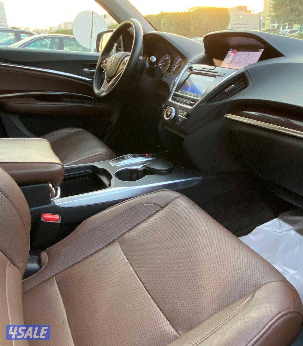 أكيورا MDX7