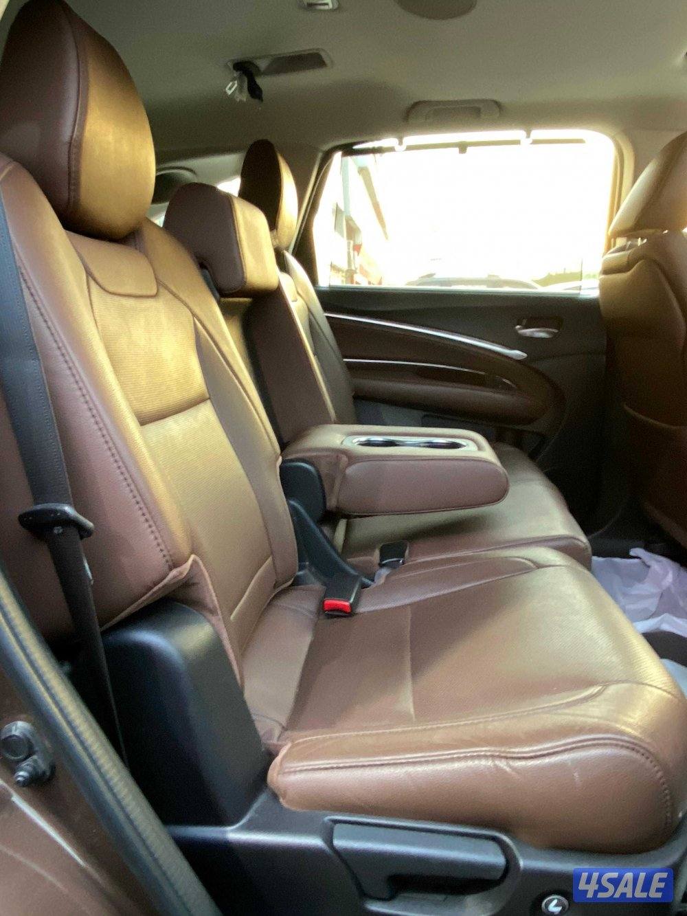 أكيورا MDX12