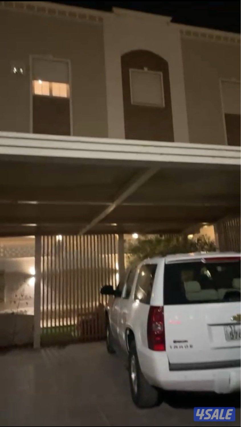 شقة للإيجار غرب عبدالله مبارك (من المالك مباشرة)3