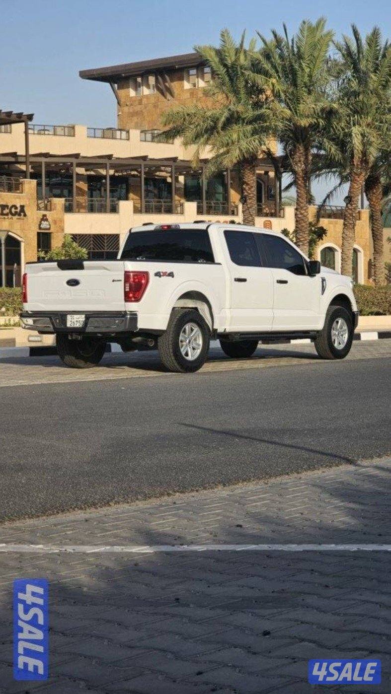 FORD F150 XLT 4×41