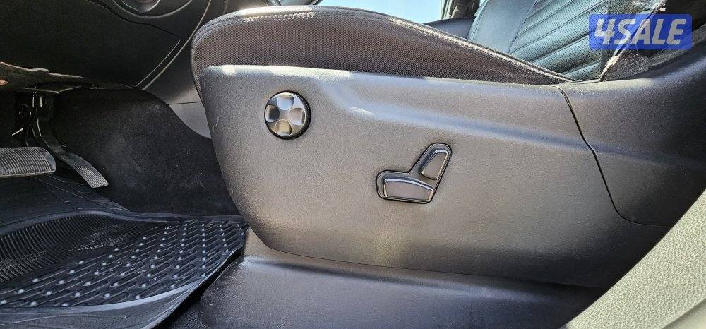 ٢٠٢٠ Jeep Grand Cherokee Limited S low mileage Dr Owned  company maint7