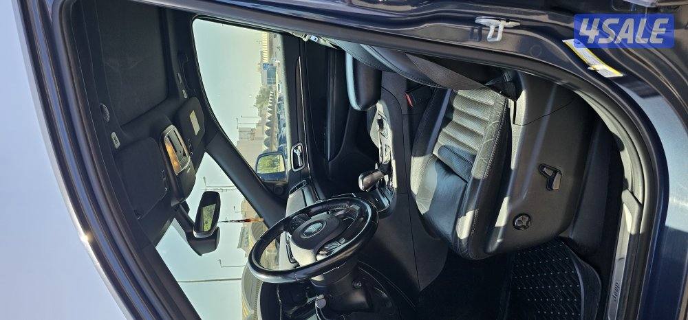 ٢٠٢٠ Jeep Grand Cherokee Limited S low mileage Dr Owned  company maint9