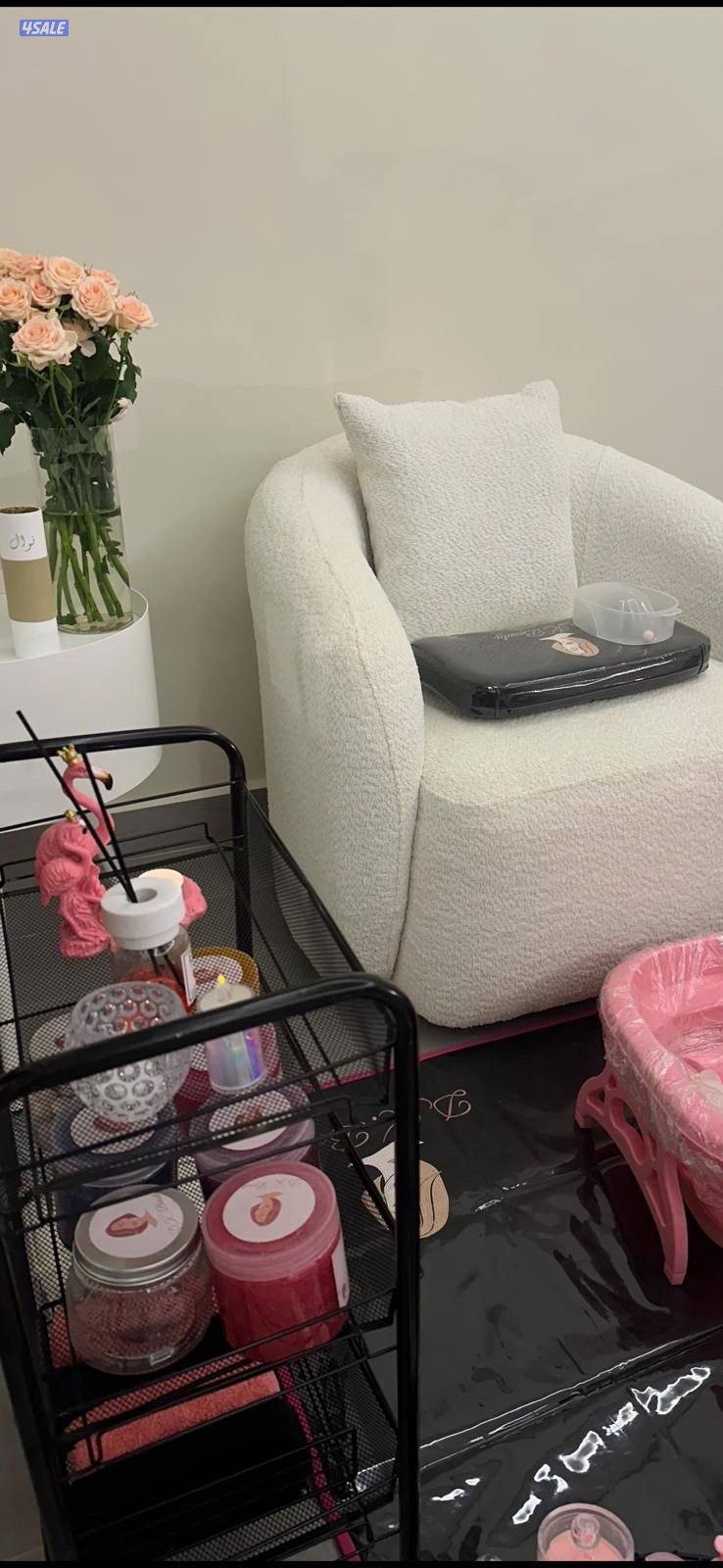 للبيع اغراض هوم سيرفس مجهز بالكامل6