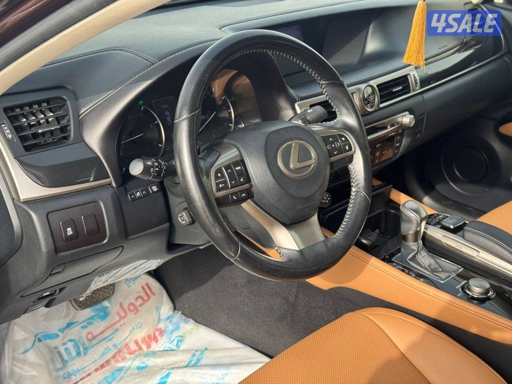 للبيع - لكزس GS200 - موديل 2017 - عداد 100 - وارد الساير - صبغ الوكاله6