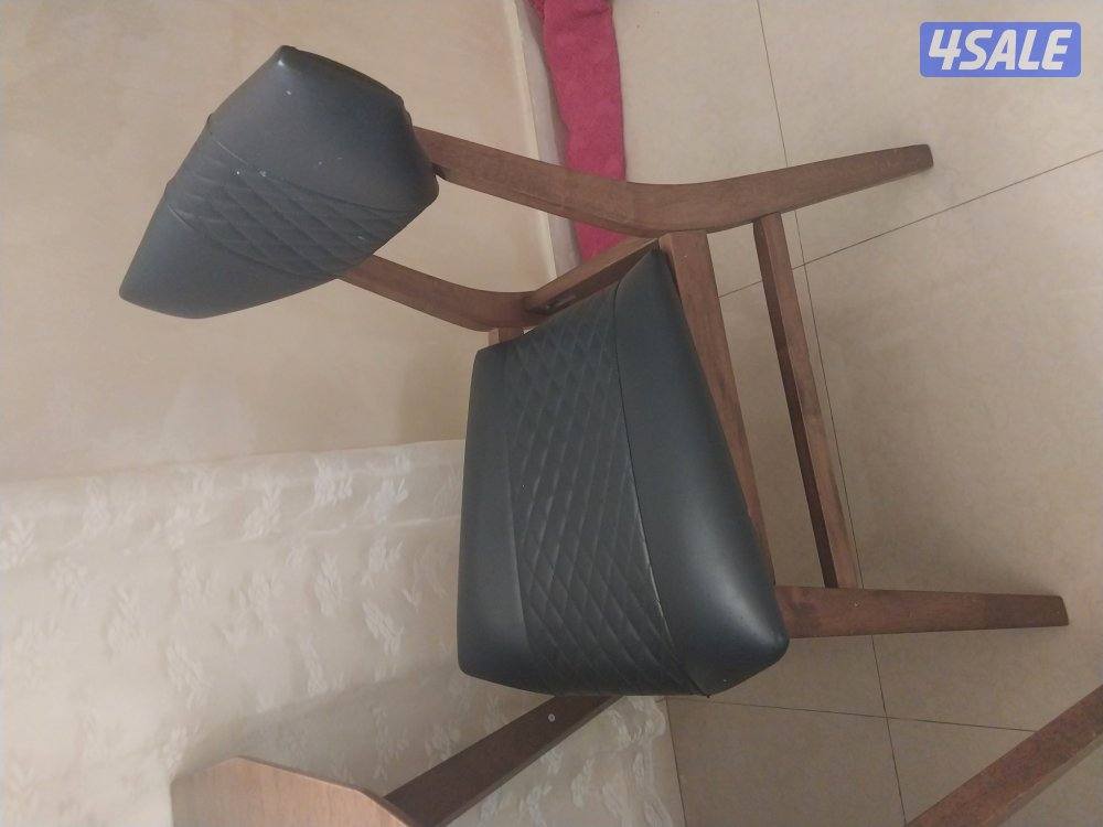 طاوله طعام وسرير اطفال3