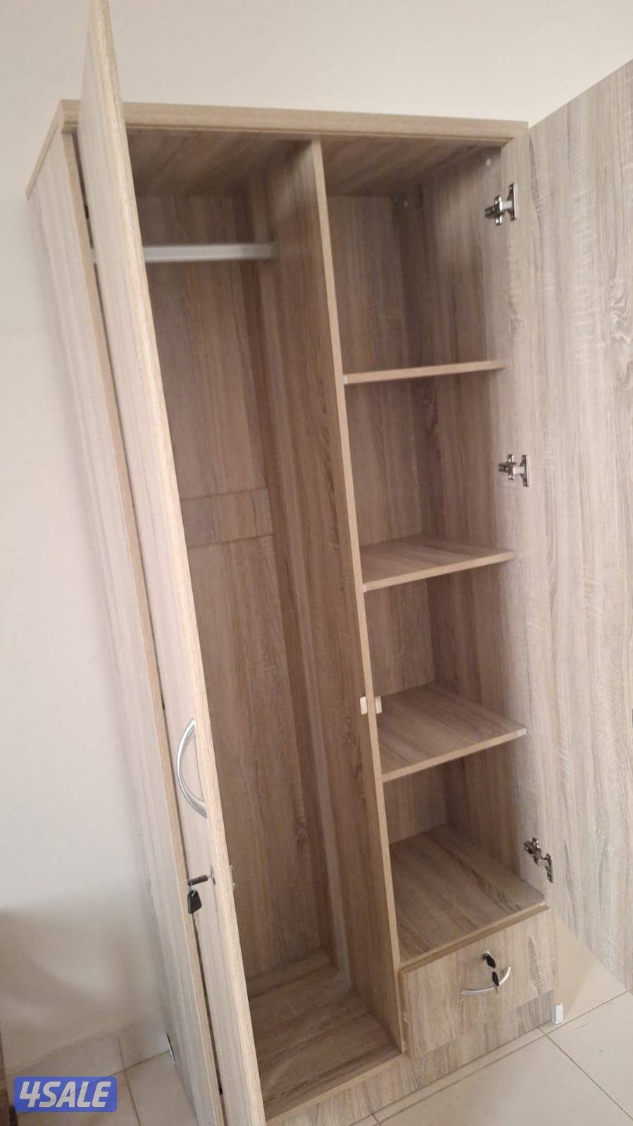 كبتات للبيع ٢ باب ارفف وعلاق6