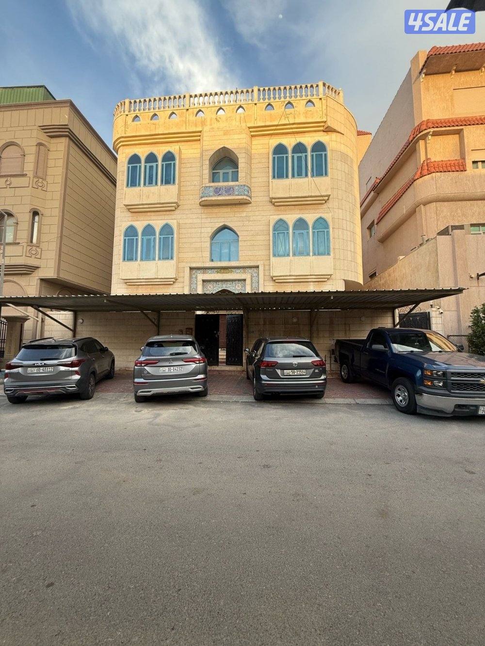 للبيع في مبارك الكبير والعدان و القرين والمسايل وابو فطيرة والفنيطيس0