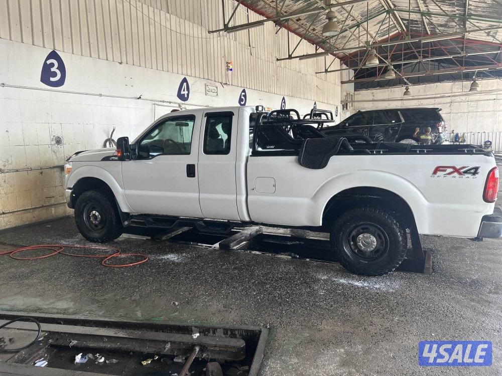 فورد F250 كامل المواصفات زايد عليه دبة وعارضة ومعاونيات خارجية دواسة0