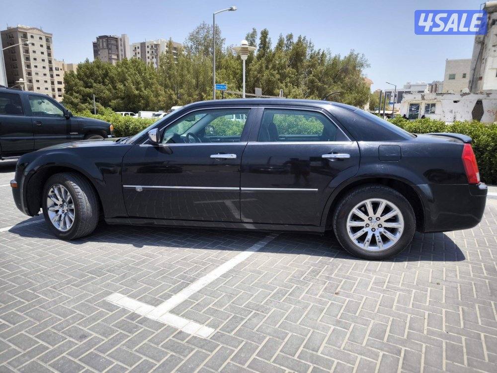 للبيع كرايزلر C300 اعلي فئة4