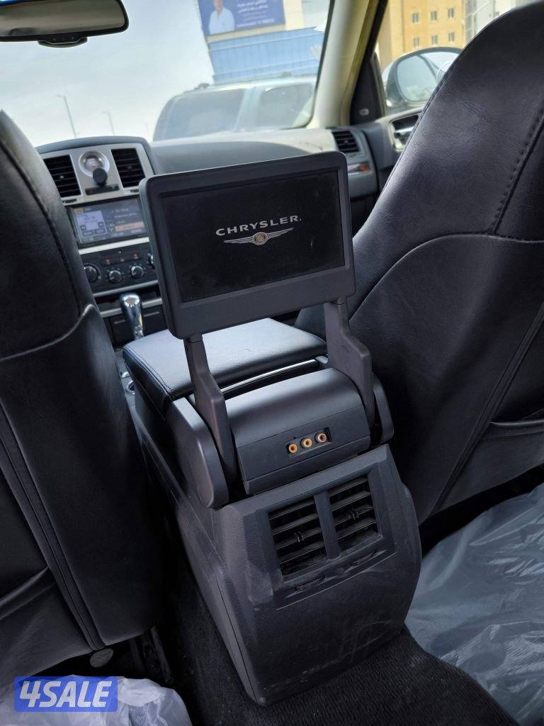 للبيع كرايزلر C300 اعلي فئة6