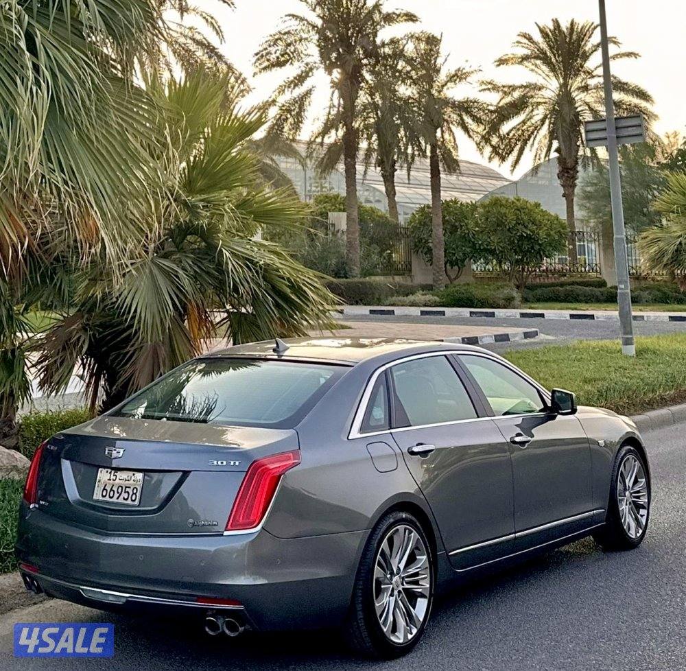 كاديلاك بلاتينيوم CT6 2017 عداد 132 الف كامل المواصفات الدرجه الاولي3