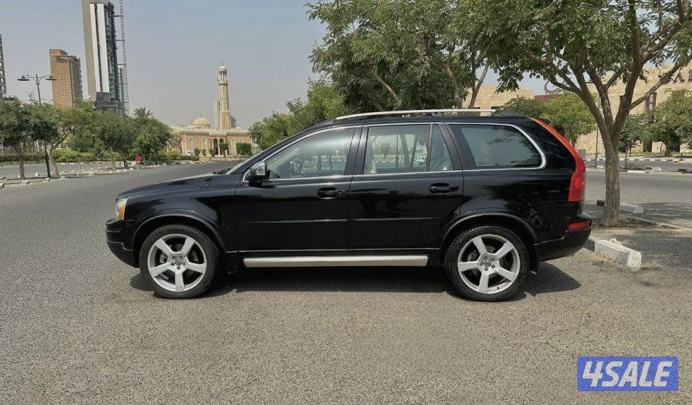 فولفو XC90R V8 - الموديل: 2010 - العداد: 153 ألف3