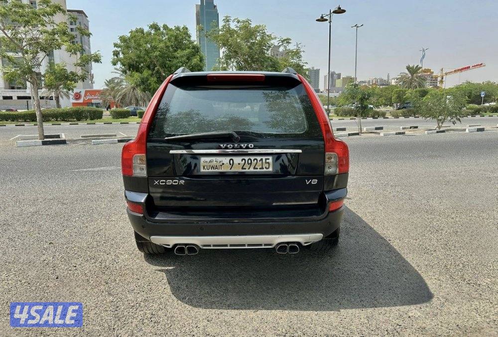 فولفو XC90R V8 - الموديل: 2010 - العداد: 153 ألف5
