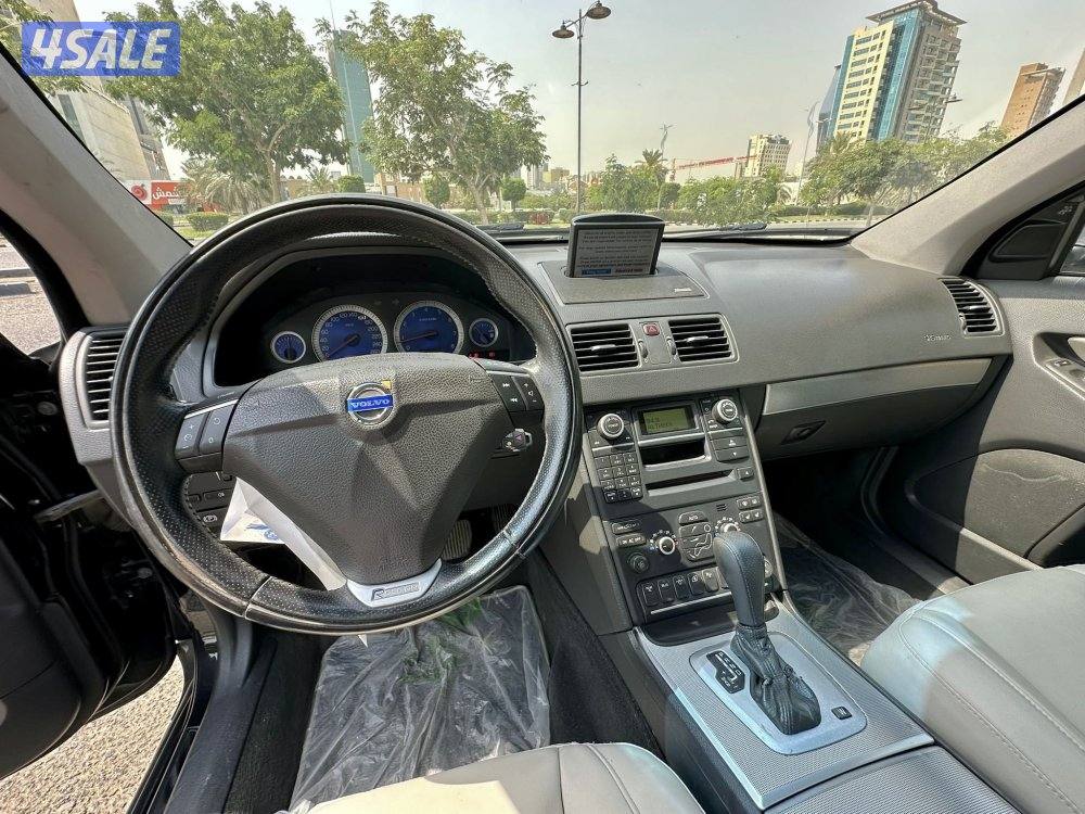 فولفو XC90R V8 - الموديل: 2010 - العداد: 153 ألف15