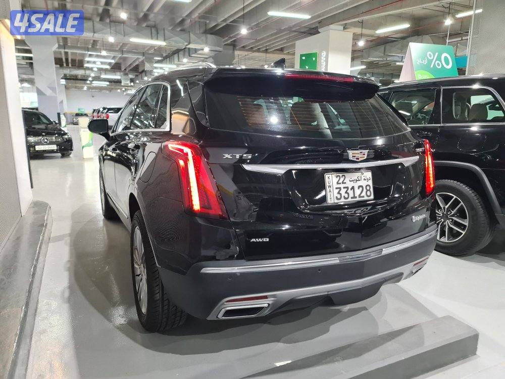 Cadillac XT51