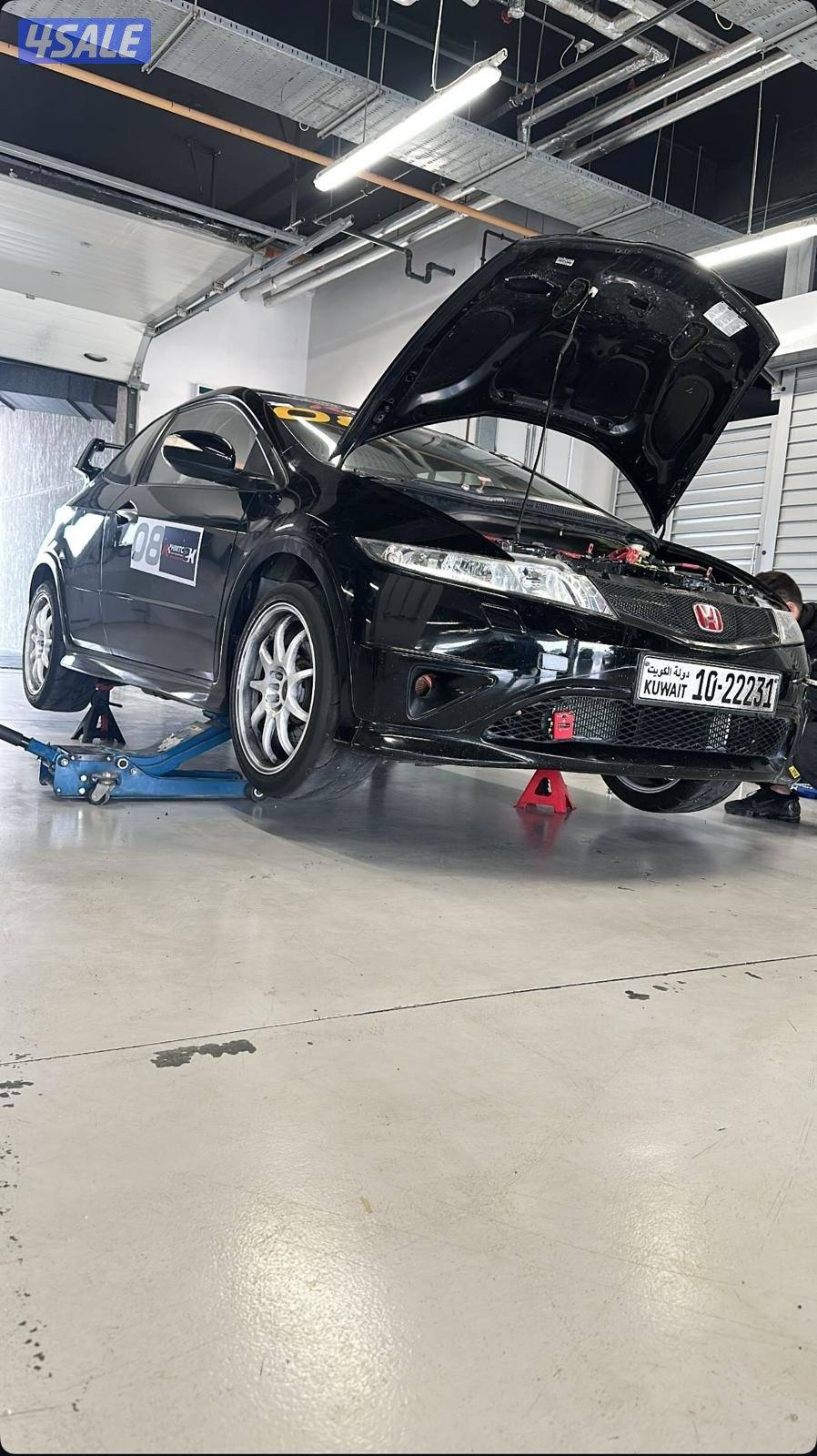 للبيع سيفيك تايب R مجهزة للسباقات1