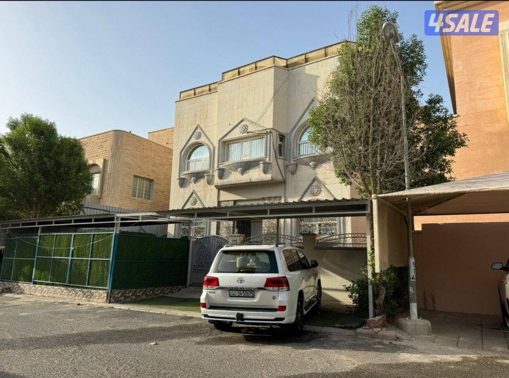 قسيمة ثلاث ادوار وسرداب في مبارك الكبير ق 60