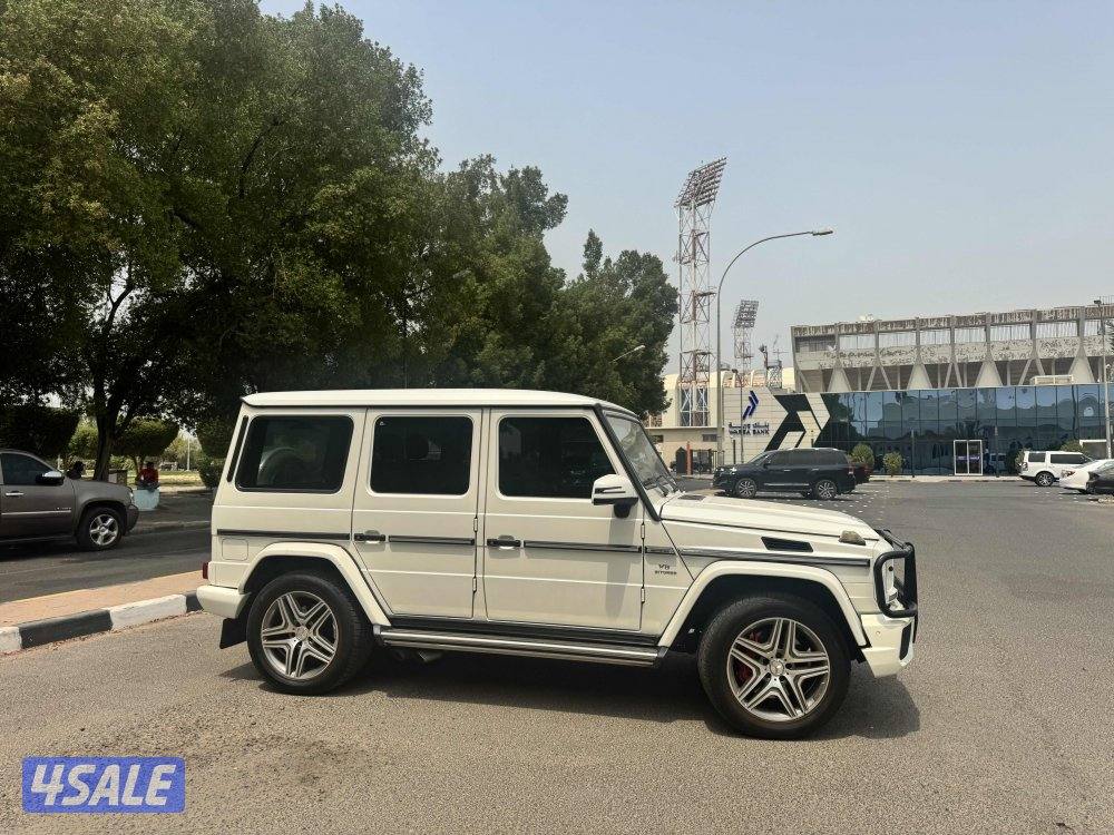 جي كلاس ابيض G63 AMG موديل 20135