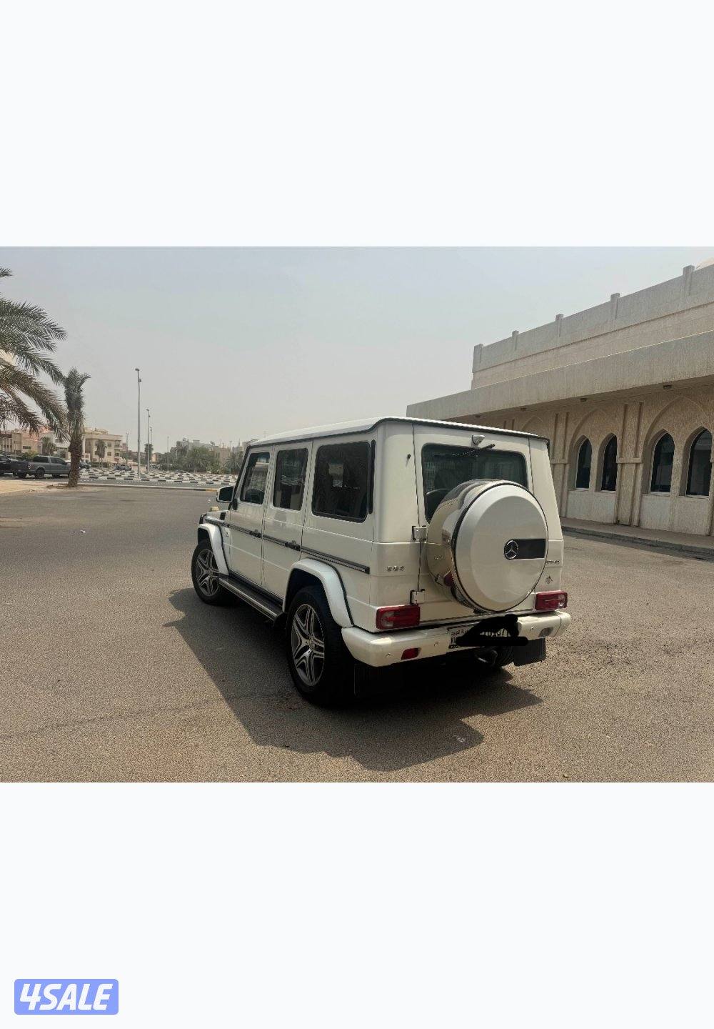 جي كلاس ابيض G63 AMG موديل 20138