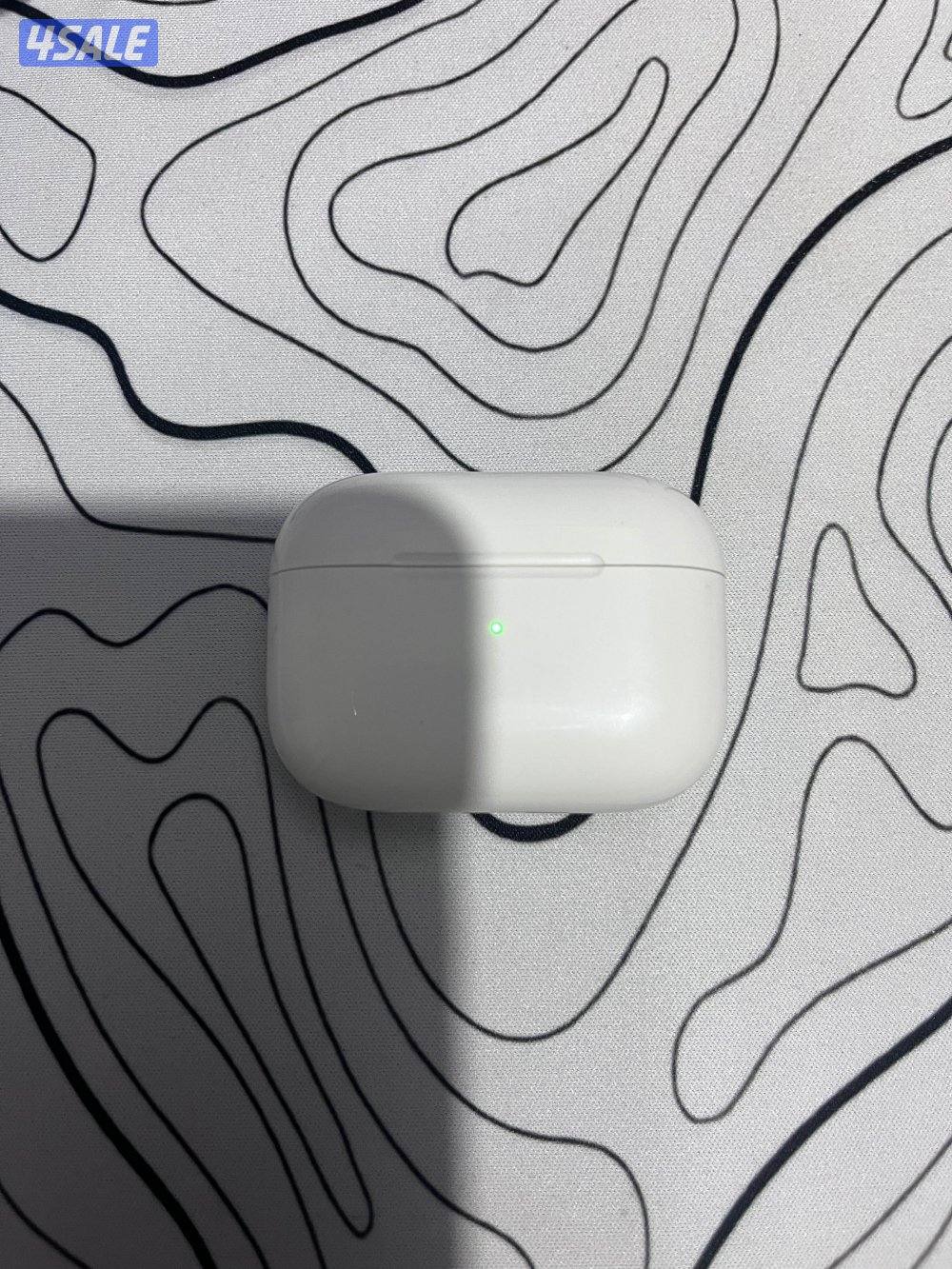 original AirPods pro2 but the left pods doesn’t work1