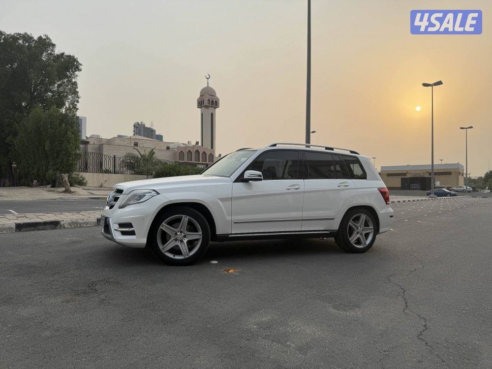 للبيع مرسيدس GLK3506