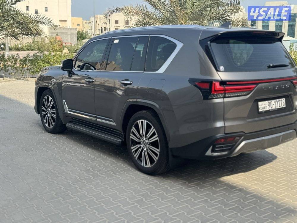 جيب لكزس lx 6002