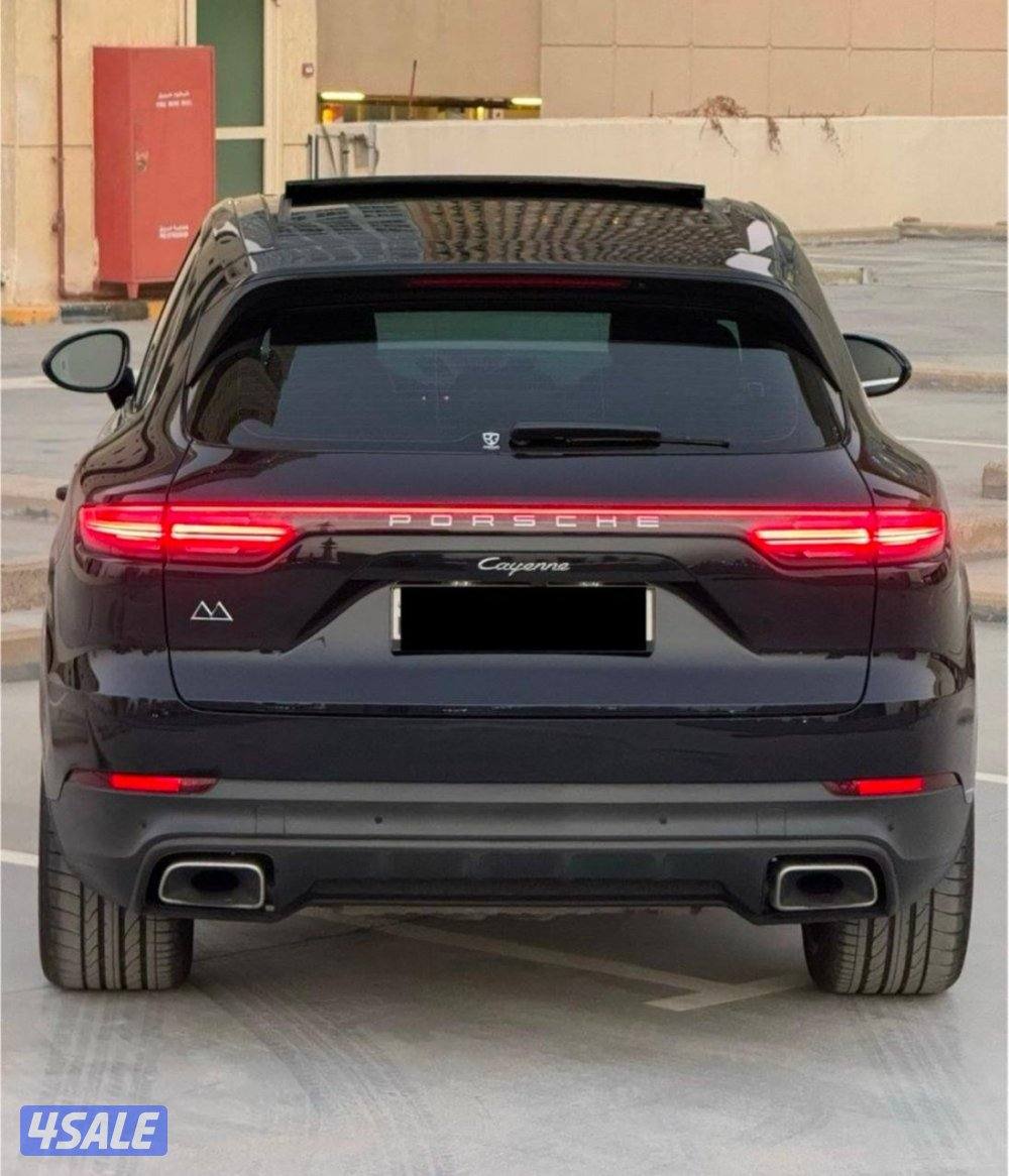 Porche cayyene 2021 59km السياره بحاله الوكاله4