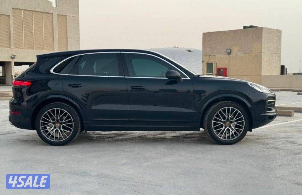 Porche cayyene 2021 59km السياره بحاله الوكاله7