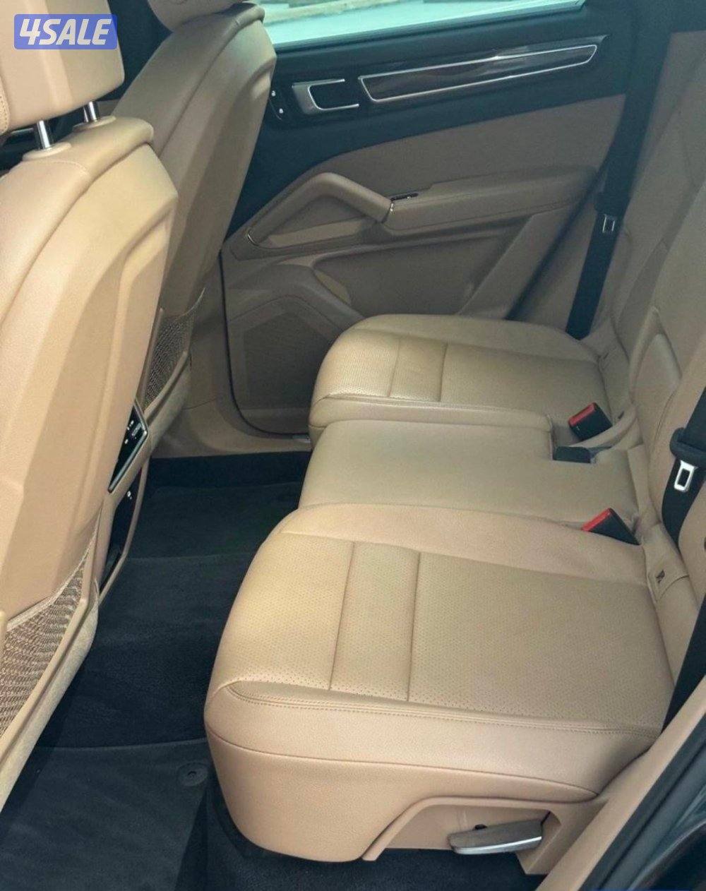 Porche cayyene 2021 59km السياره بحاله الوكاله9