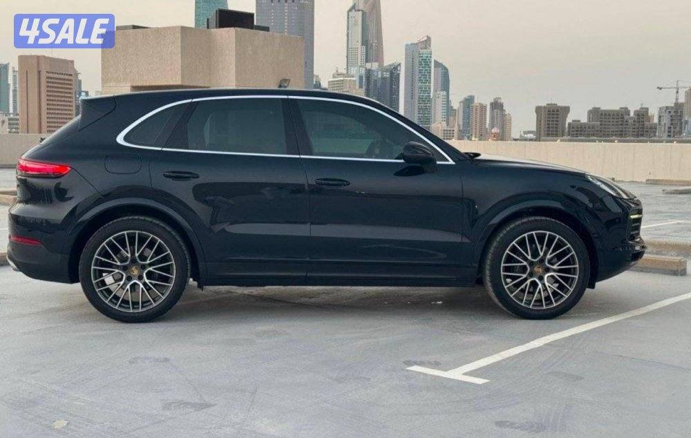 Porche cayyene 2021 59km السياره بحاله الوكاله11
