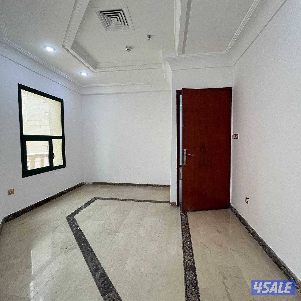 مكاتب تجارية مع فترة سماح للإيجار في الفحيحيل قطعة 75