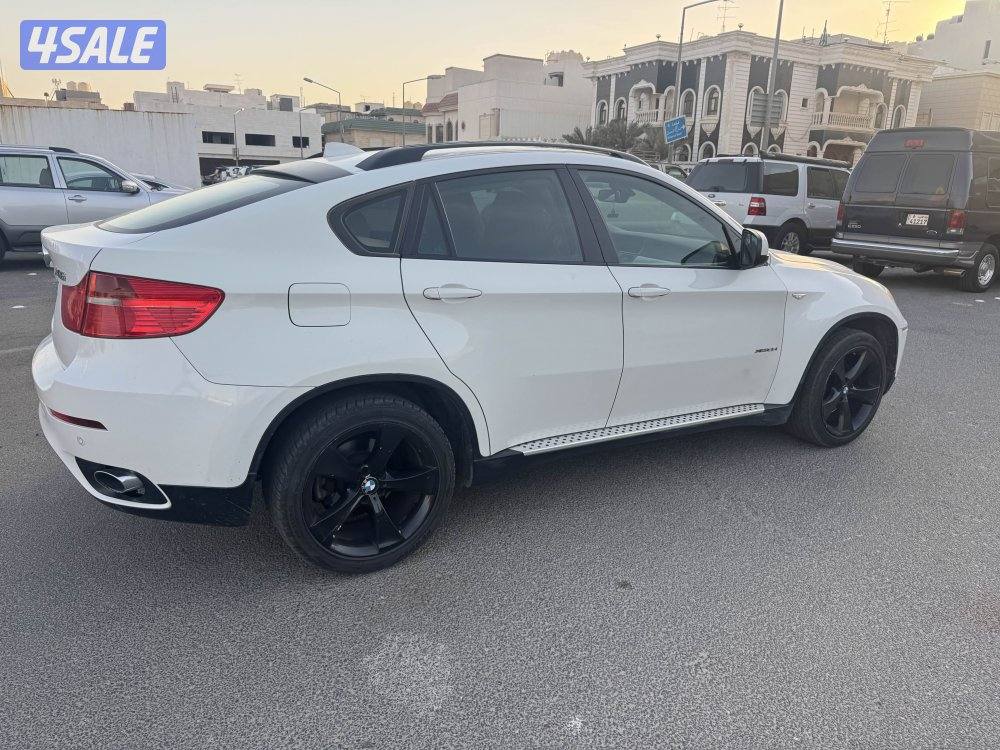 بى أم X6 موديل ٢٠٠٩ بحالة ممتازة شرط الفحص ٦ سلندر4