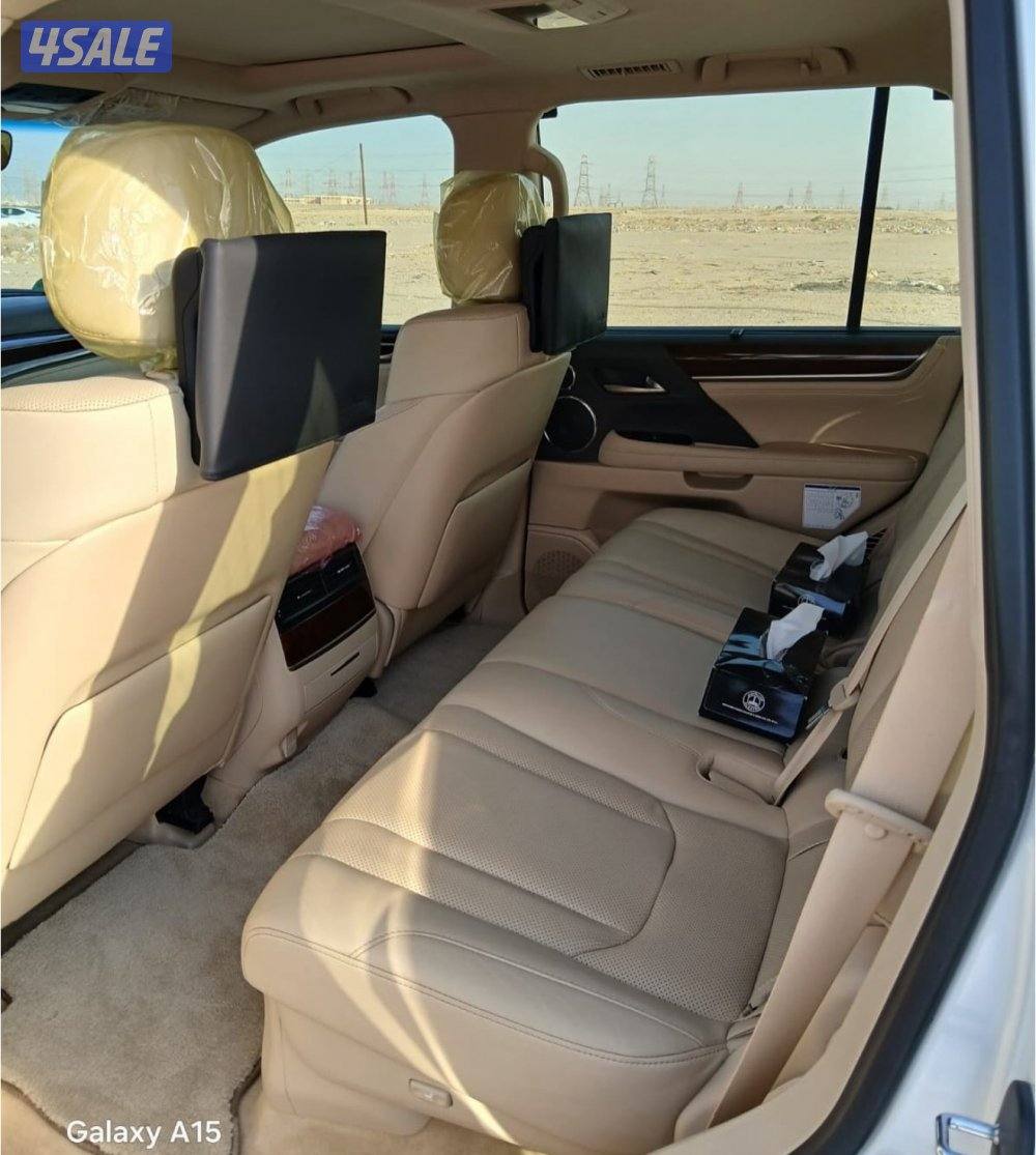 لكزس LX570 الساير 2021 سبورت بحاله الوكاله عداد 76 الف1