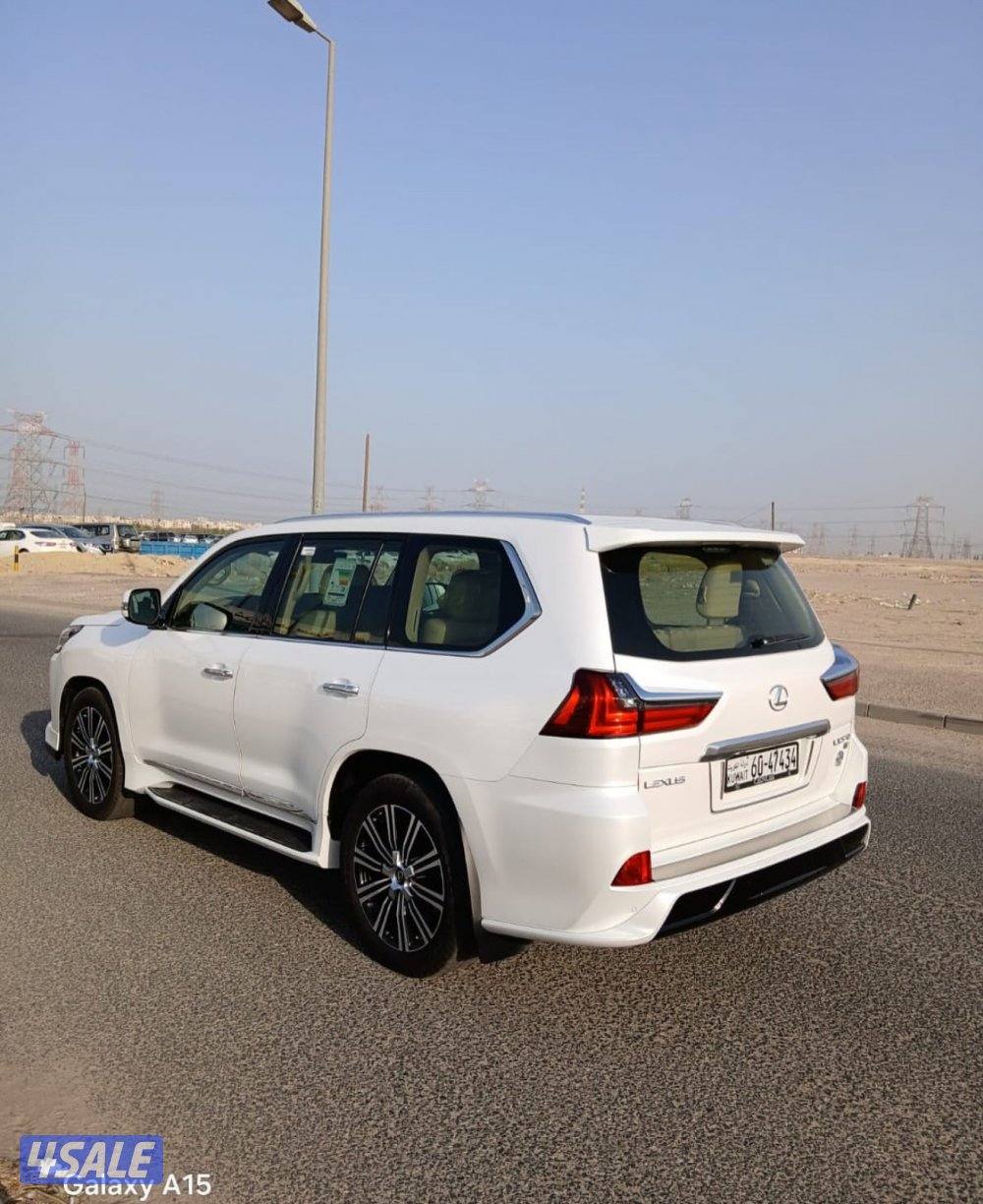لكزس LX570 الساير 2021 سبورت بحاله الوكاله عداد 76 الف5