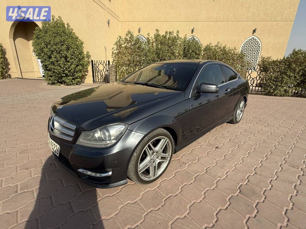 مرسيدس ٢٠١٥ c250 ماشي ١٤٠ نظيف6