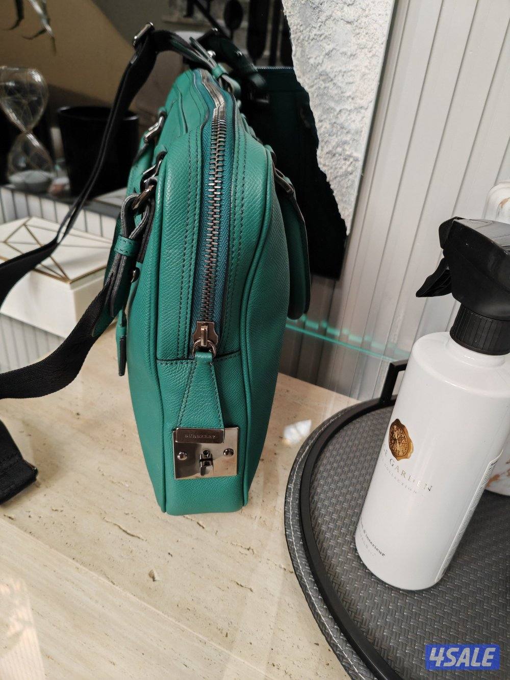 شنطة أعمال جديدة بربري0