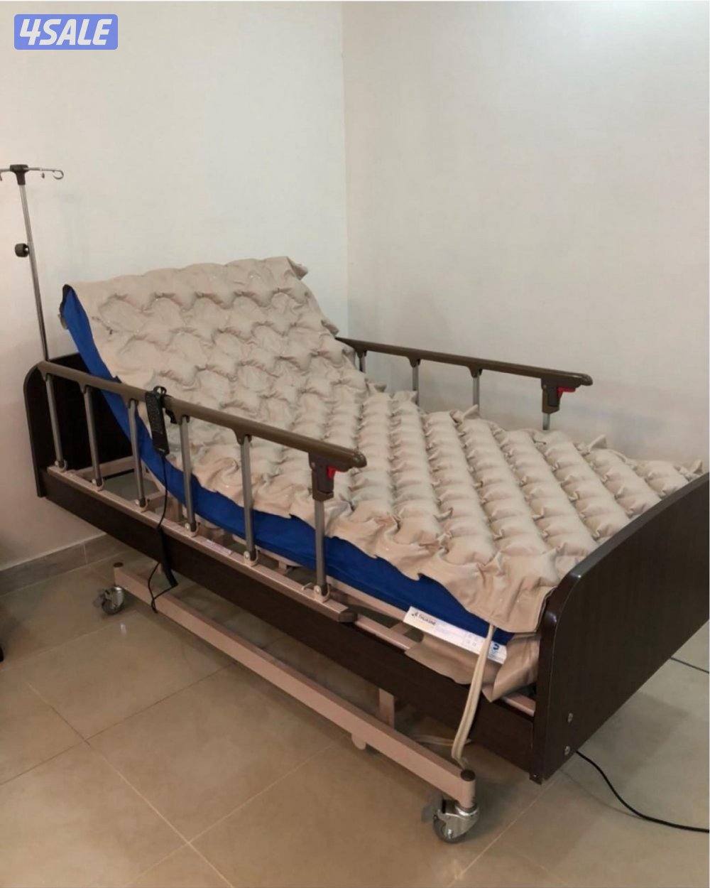 سرير طبي للبيع 120 دينار كهرباء ويدوي0