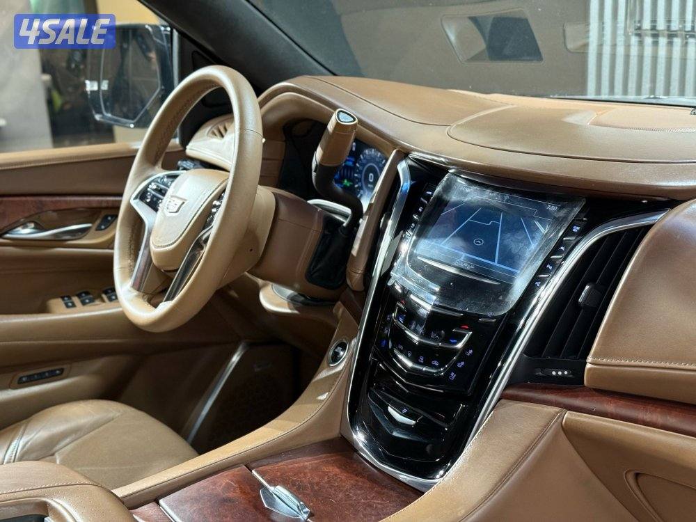 Escalade platinum7
