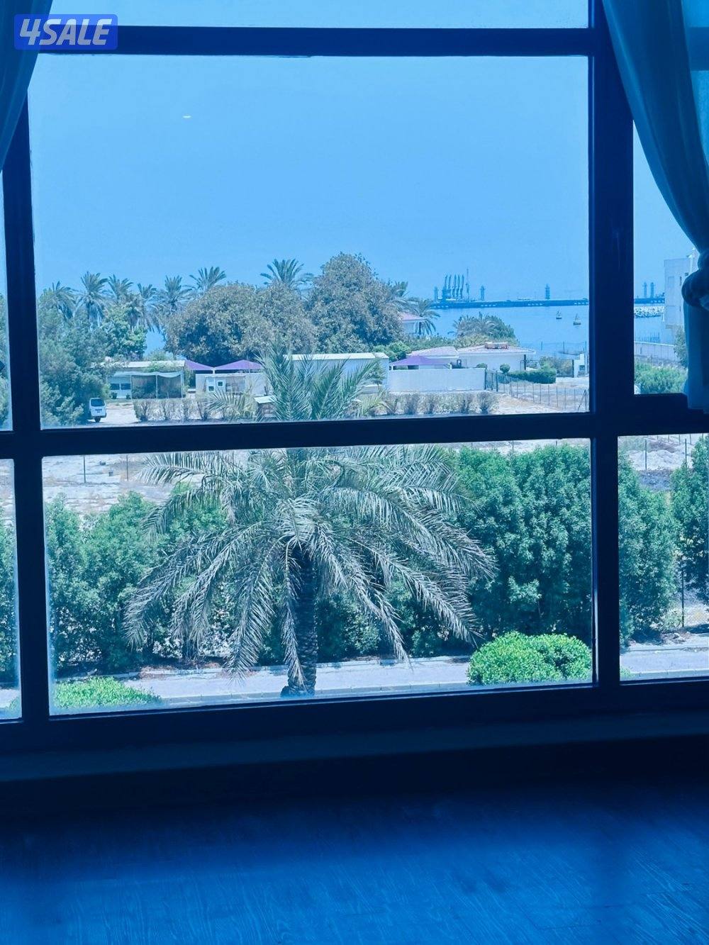 شقق للايجار في فاضي غرفتين حمامين صاله ومطبخ طريق ساحلي  ابوحليفه3